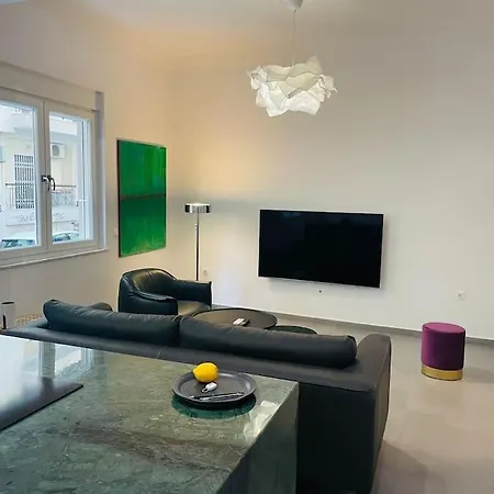 3 Bedroom New Modern Flat In The Heart Of Apartment Athens