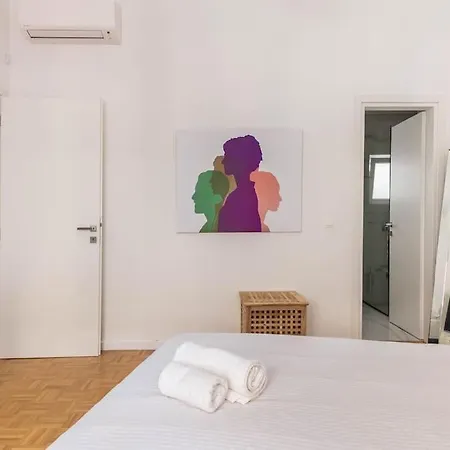 3 Bedroom New Modern Flat In The Heart Of * Athens